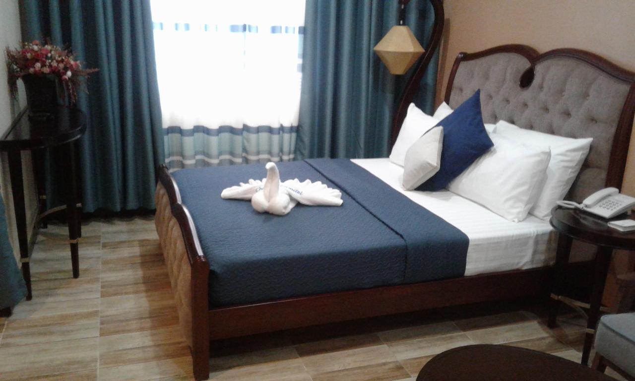 Charos Dormitel Hotel Dumaguete City Exterior photo